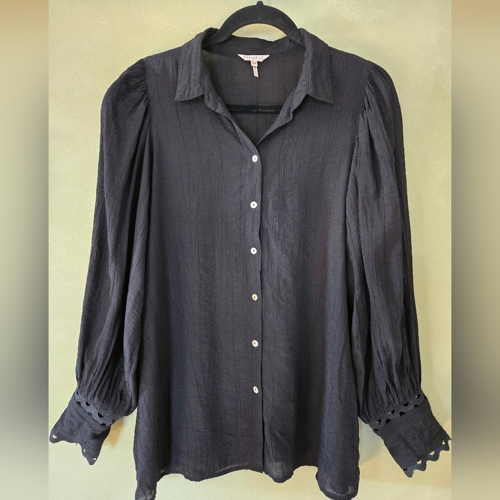 ESQUALO | Elegant Black Button-Down Blouse, Size 8 - Picture 3 of 10